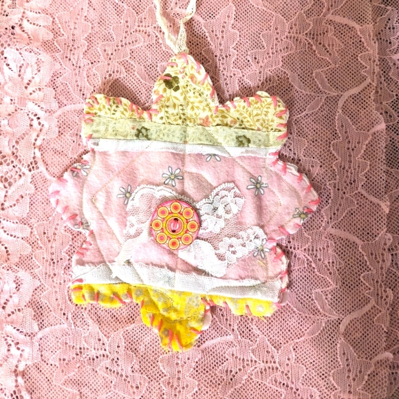 OOAK Handmade Quilted Snowflake Decoration Shabby Chic Boho - Picture 2 of 6